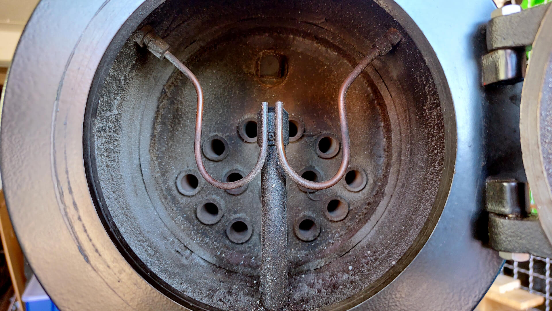 View into the Smokebox (with the new pipe on the left)