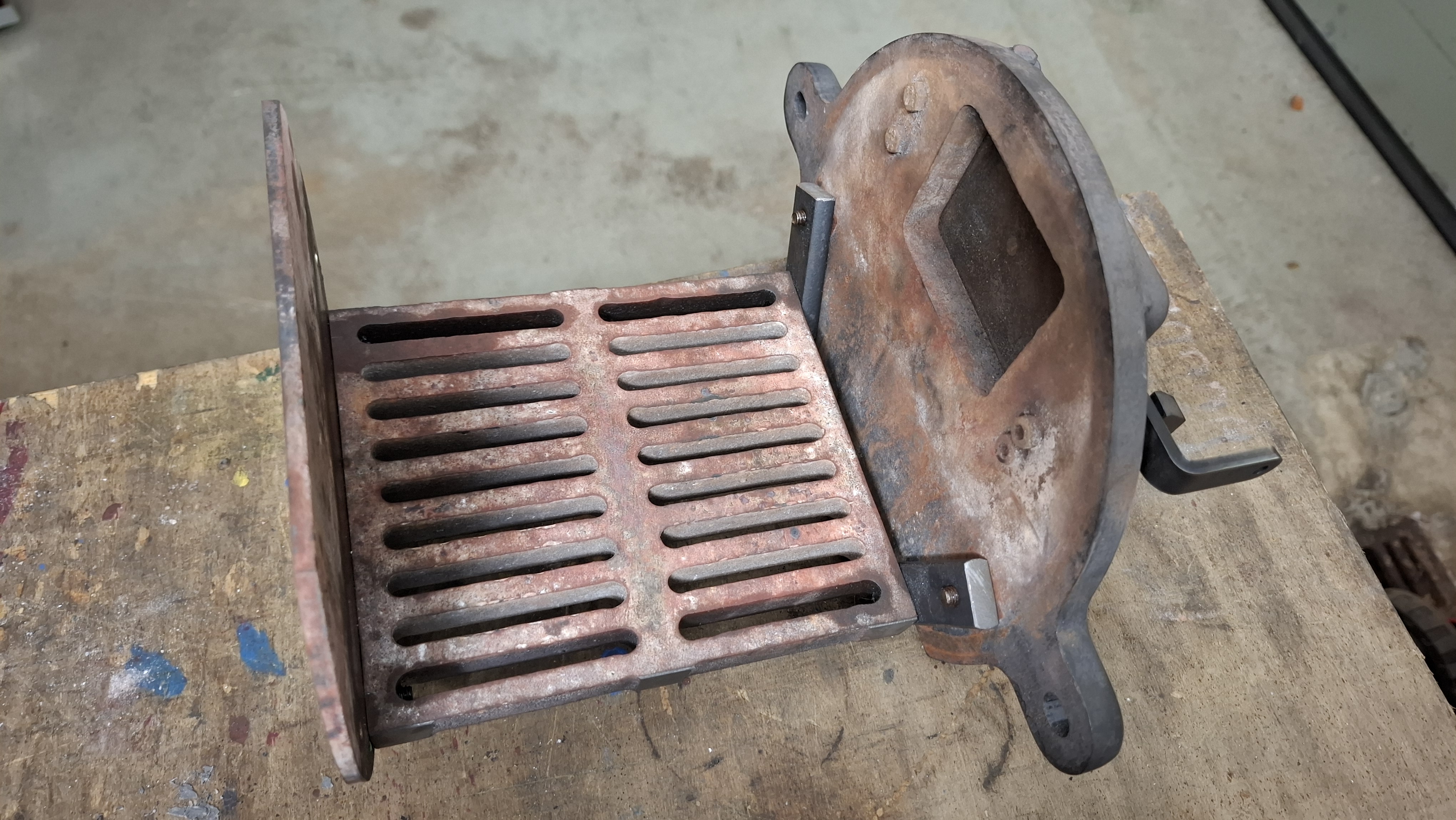 Lowered Grate, Side View